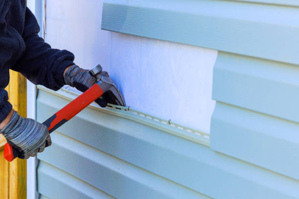 Reliable Emergency Siding Repair contractor in East Fultonham, OH by Squared Siding